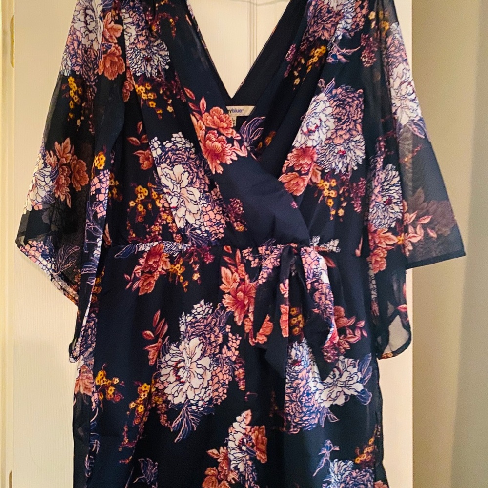 Navy floral romper size L
